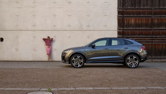 1920x1080_suv_hybride_sportif_header_q3_2020_2291.jpg