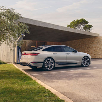 Side-rear view Audi A6 Sportback e-tron