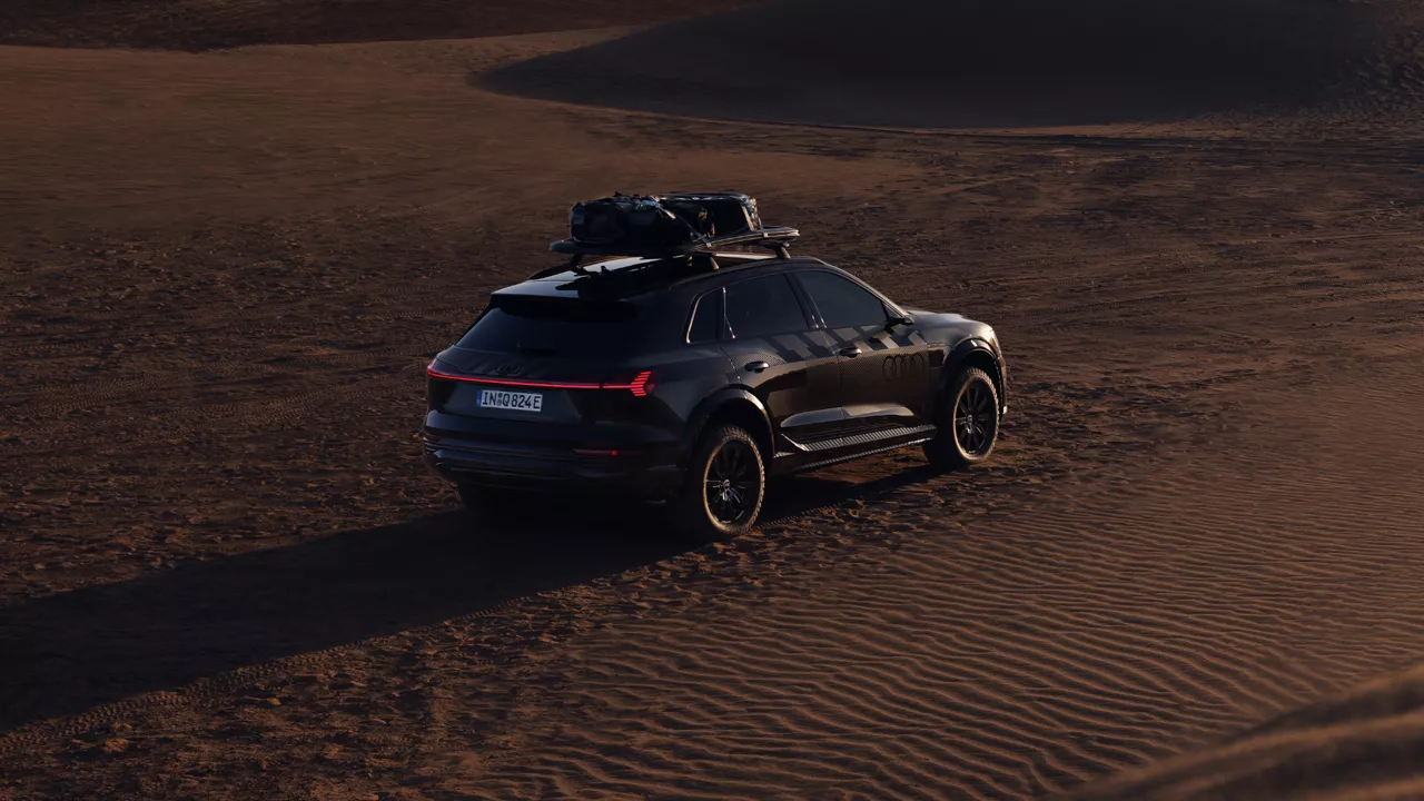 Q8 e-tron Dakar