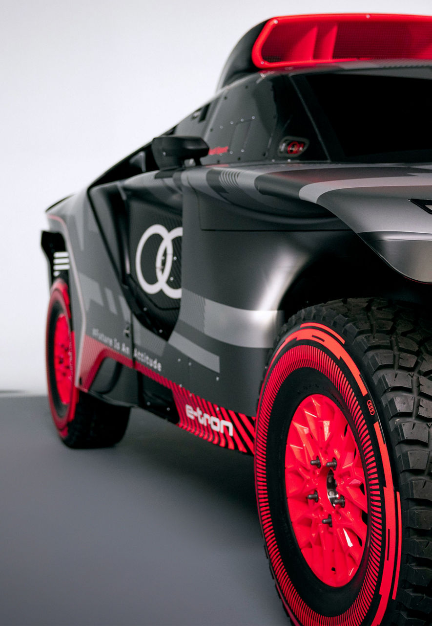  Vue avant de l'Audi RS Q e-tron