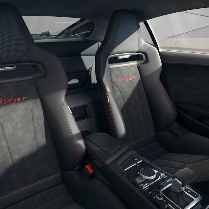 Audi R8 GT 
