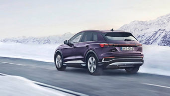 Audi Q4 från sidan