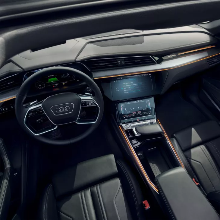 audi interior img