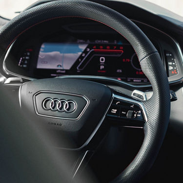 Audi RS 6 Avant performance 必要な情報があるべき場所に