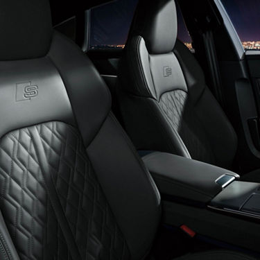 Audi S7 Sportback Sスポーツシート