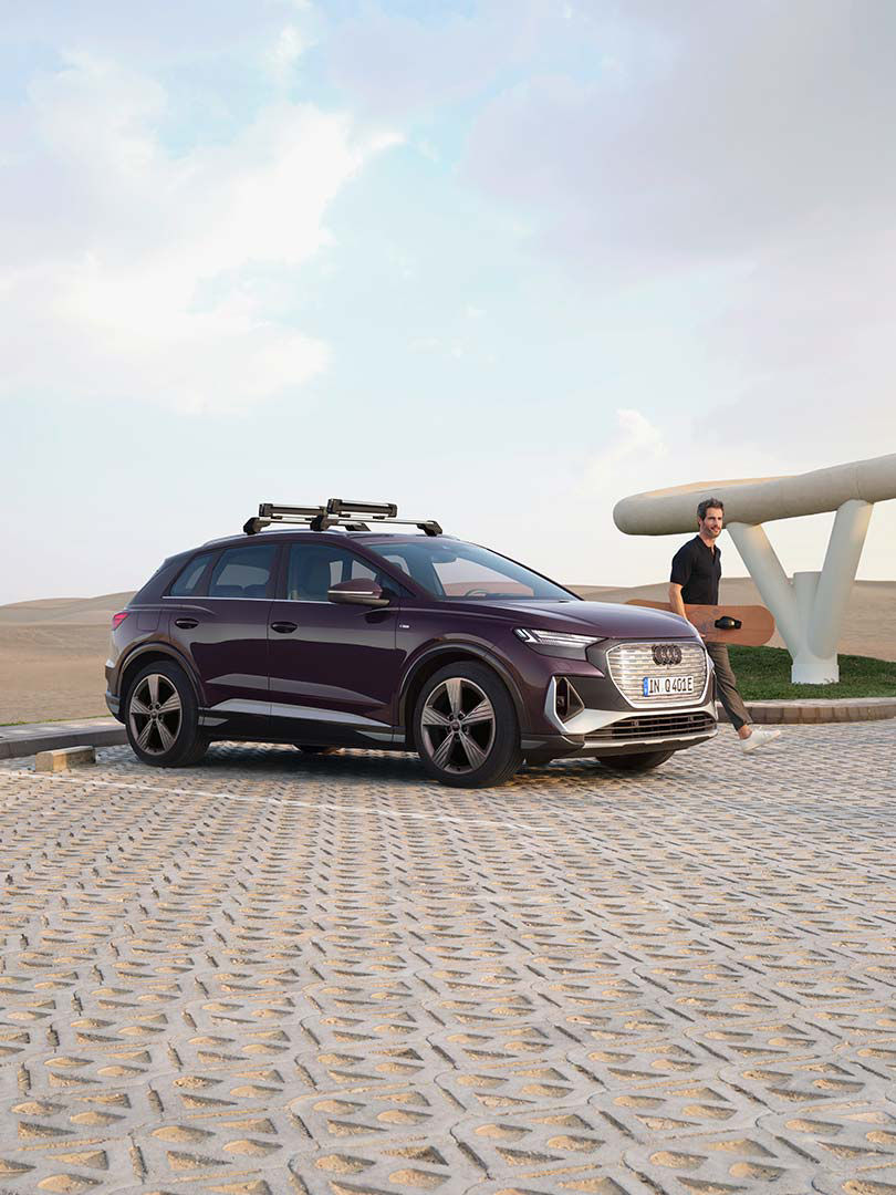 Audi Q4 e-tron > アウディジャパン