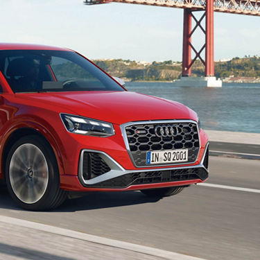 Audi SQ2 LEDヘッドライト
