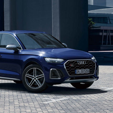 Audi SQ5 自信に満ちあふれた表情