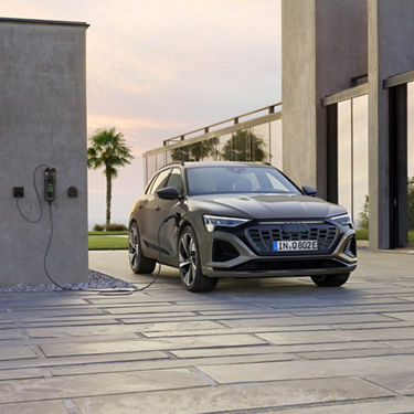 Audi Q8 e-tron 501kmという余裕の一充電走行距離を実現