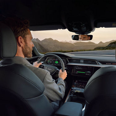 Audi SQ8 Sportback e-tron エネルギー回生システム