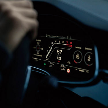 Audi RS Q8 バーチャルコックピット