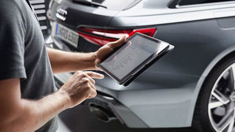 dealer-service_03_640x360.jpg