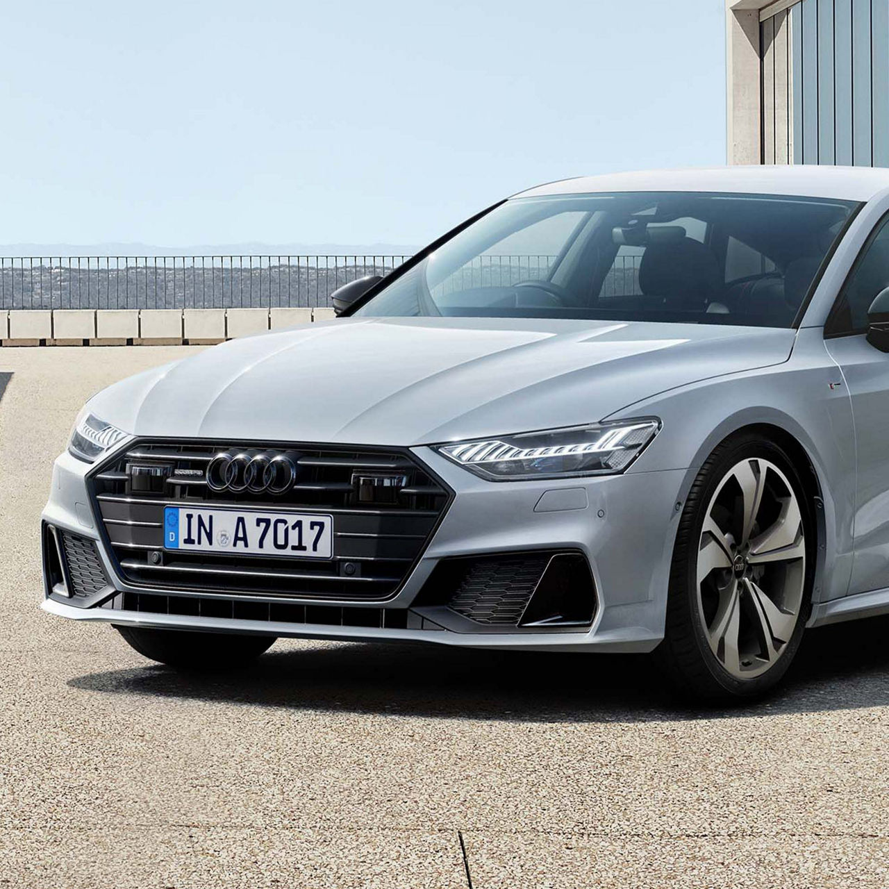 Audi A7 Sportback Black Style PLUS > 限定モデル > アウディ
