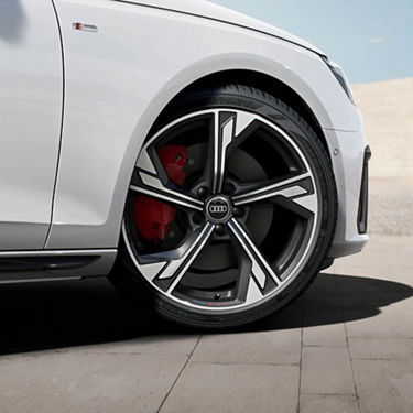 Audi A4/A4 Avant S line competition plus