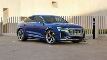 my24_audi-q8-e-tron_testdrive_odc_640x360_charging.jpg