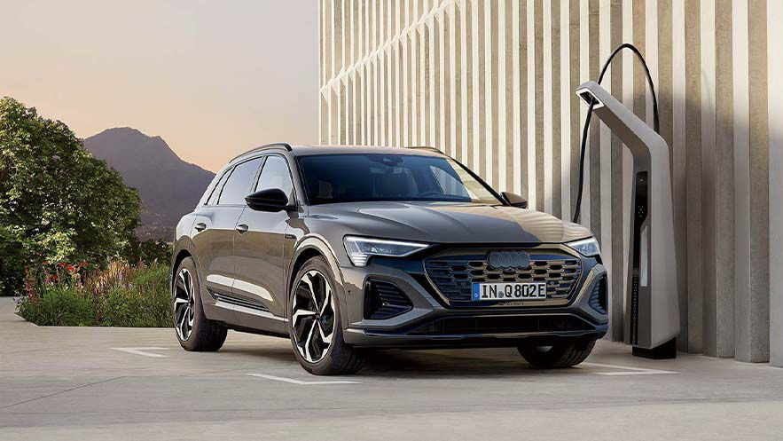 Audi Q6 e-tron特別先行展示ツアー > プレゼント/イベント