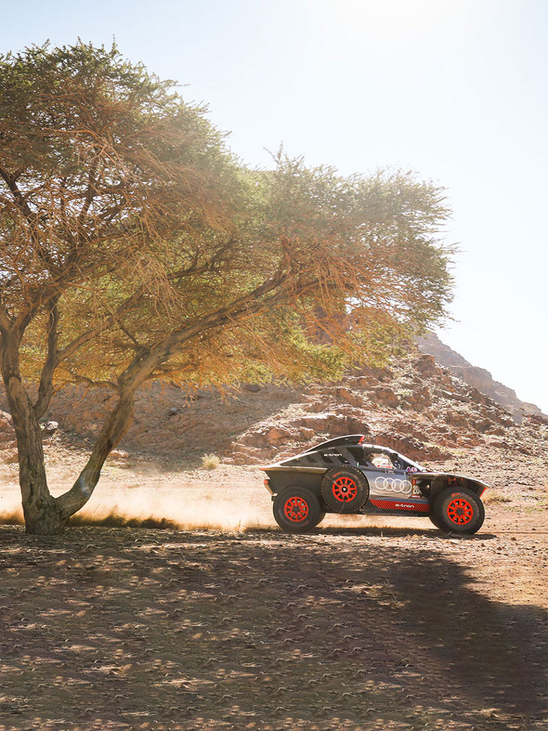 Dakar Rally 2024：アウディの歴史的勝利
