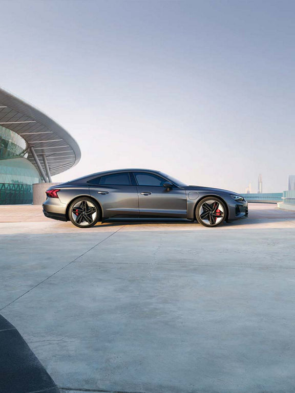 Audiの電気自動車 e-tron