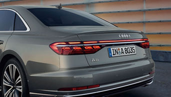 my24_s8_oled_rear_light_top_883x496.jpg