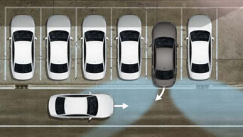 17_rear_cross_traffic_assist_thumb_640x360.jpg