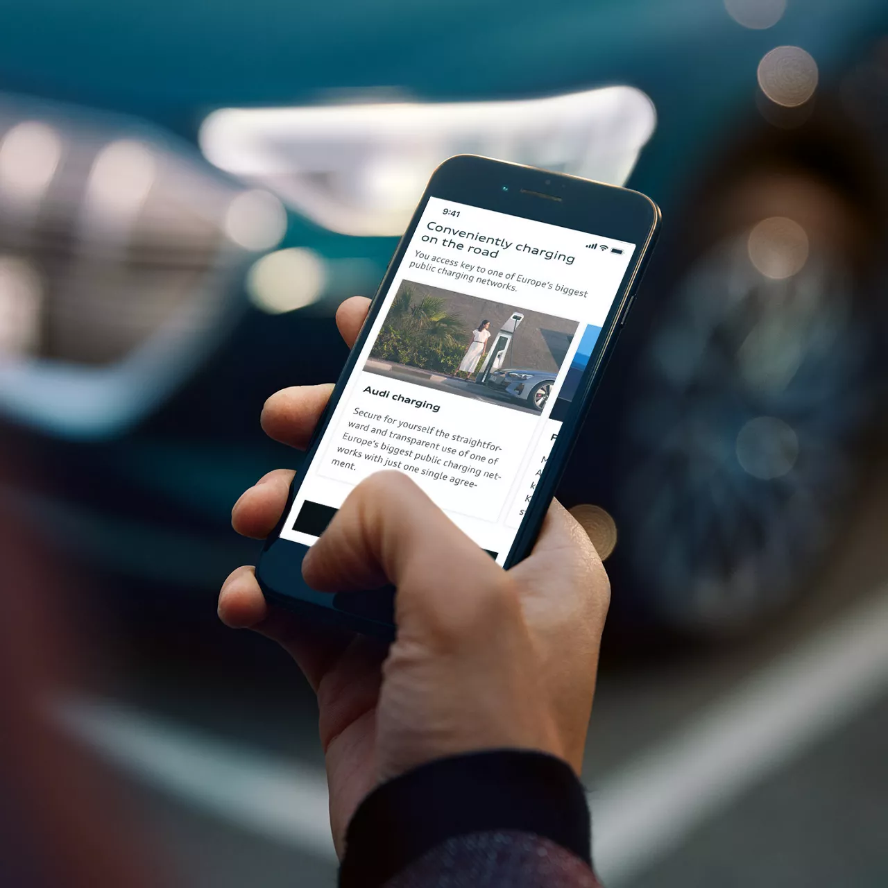 Smartphone shows Audi charging in myAudi App