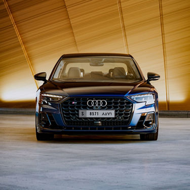 Front View Audi S8