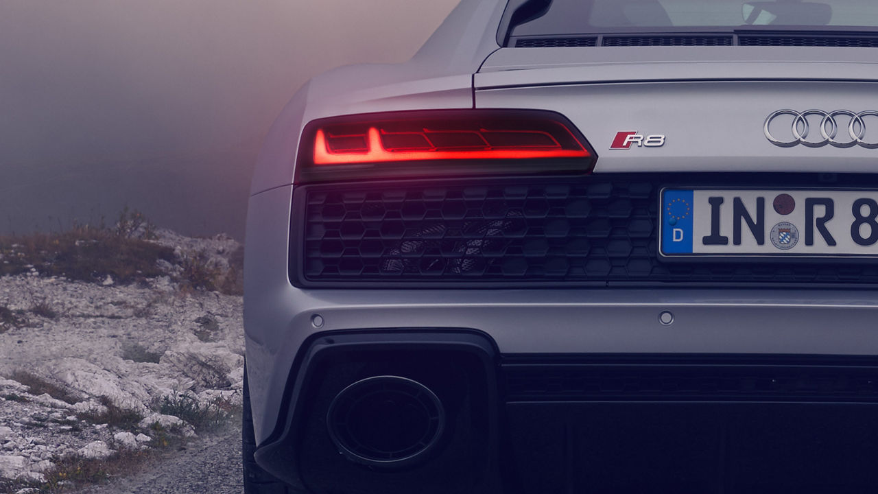 Rear light of an Audi R8 RWD