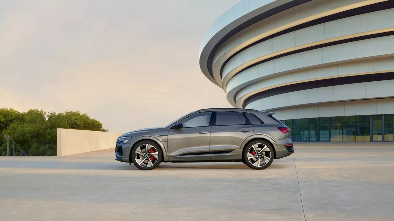 Audi Q8 e-tron 