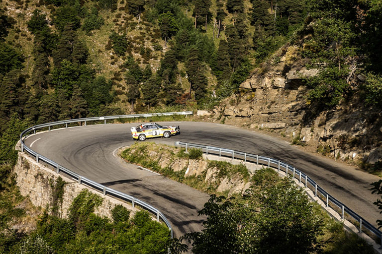 Audi Sport Quattro S1 op de Col de Turini.