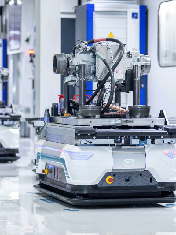 Automated transport robots at the Audi plant in Györ.