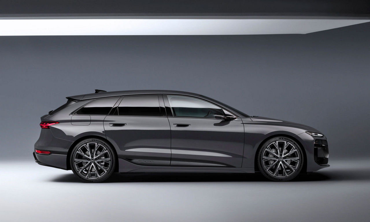 Side view of the Audi A6 Avant e-tron