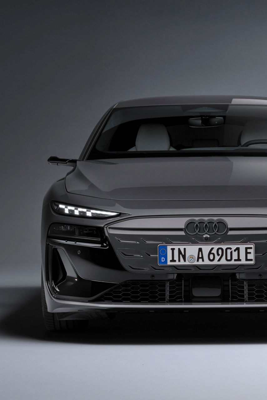 Front view of the Audi A6 Avant e-tron.