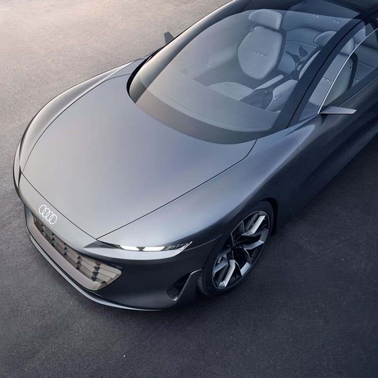 Top-down view of the Audi grandsphere concept with a view of the interior through the panoramic roof.  