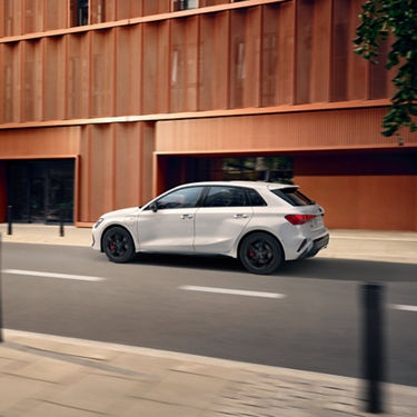 Audi A3 Sportback TFSI e dynamic side view