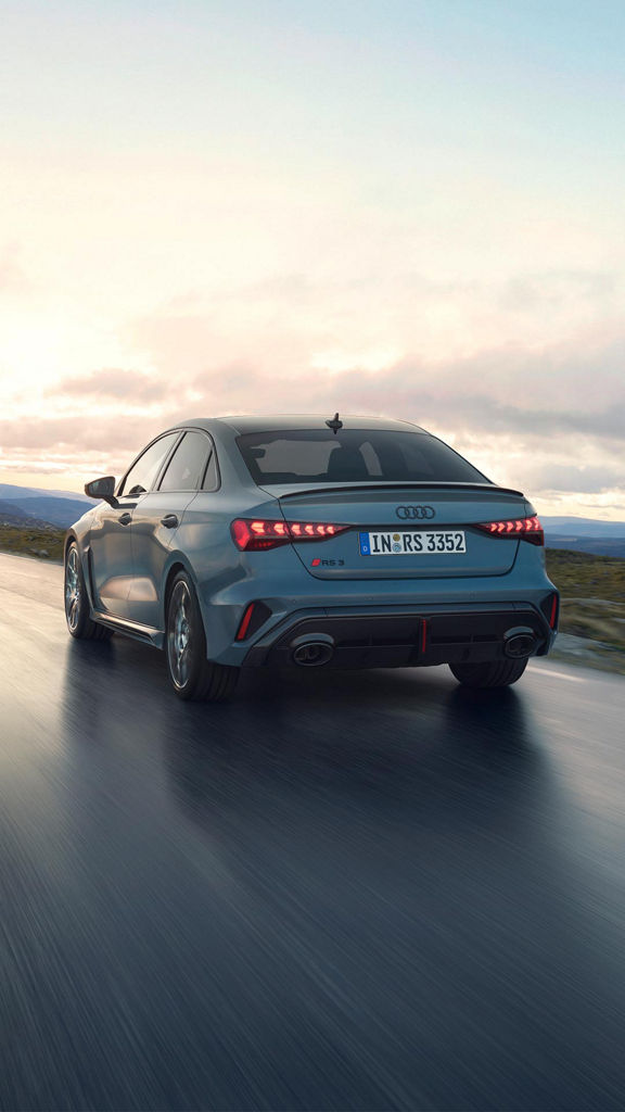 RS 3 Berlina Vista posteriore