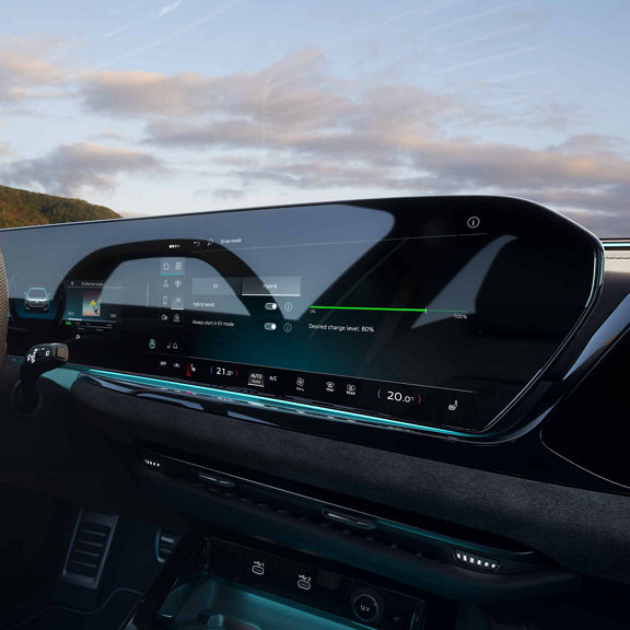 Foto del interior del Audi A5 e-hybrid híbrido enchufable.