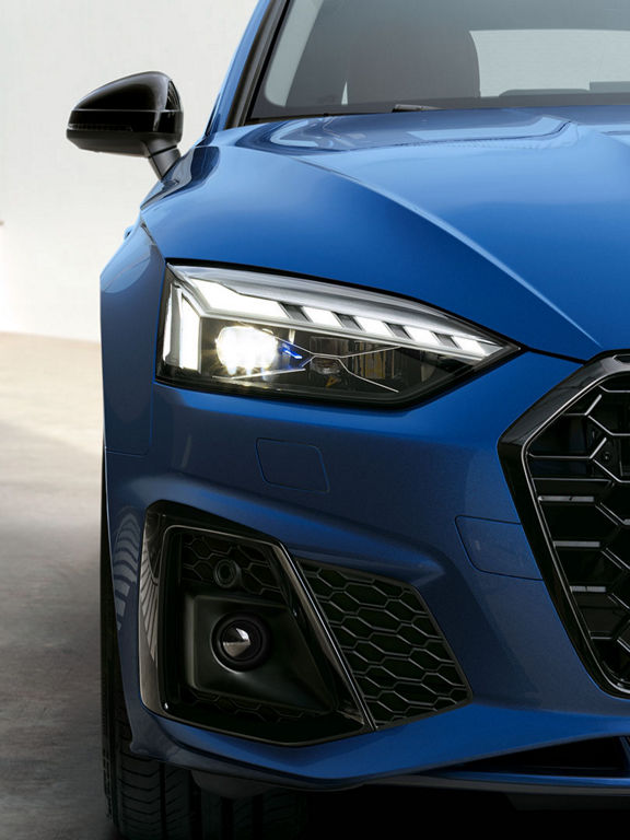 Foto de los faros Audi Matrix LED de un Audi A5 Sportback.  