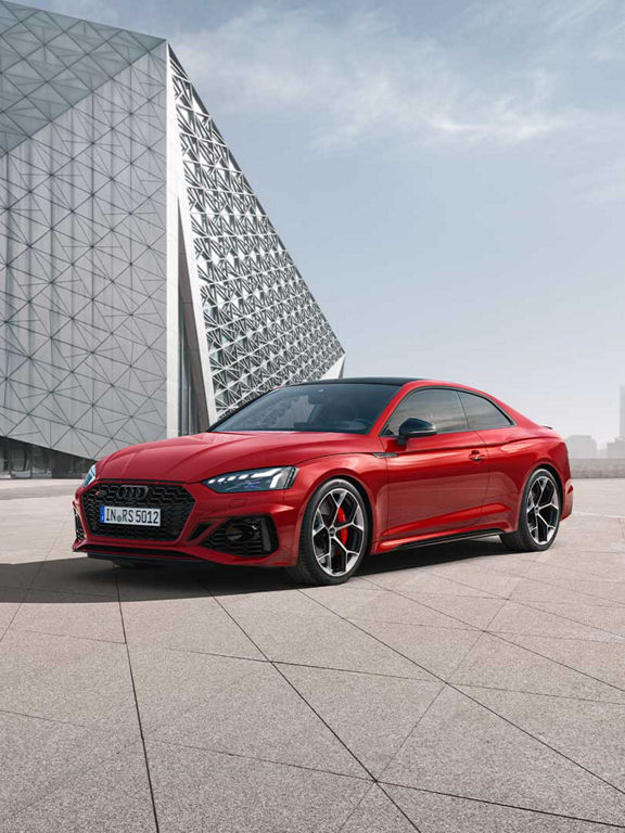 Foto del frontal del Audi RS 5 Coupé Competition plus.