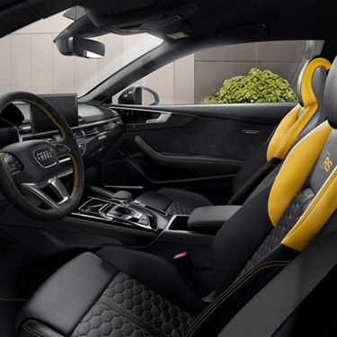 Innenansicht RS5 Coupé mit audi exclusive Ausstattung