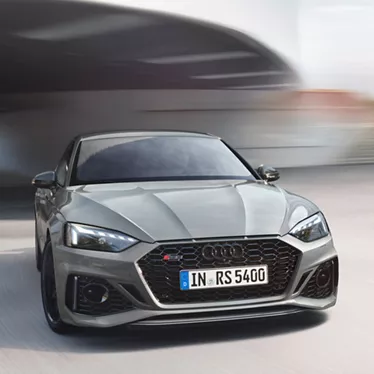 Dynamic front view Audi RS 5 Sportback
