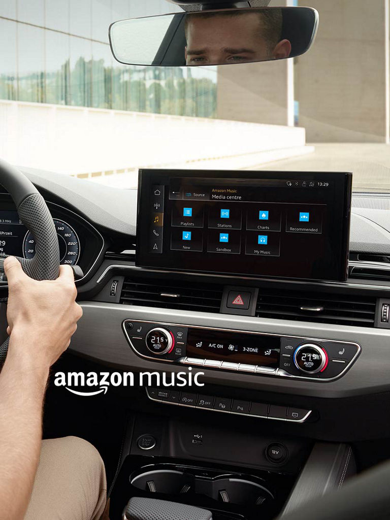 Foto de Amazon Music integrado en el sistema MMI de un Audi. 