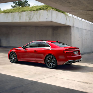 Side view of the S5 Coupe