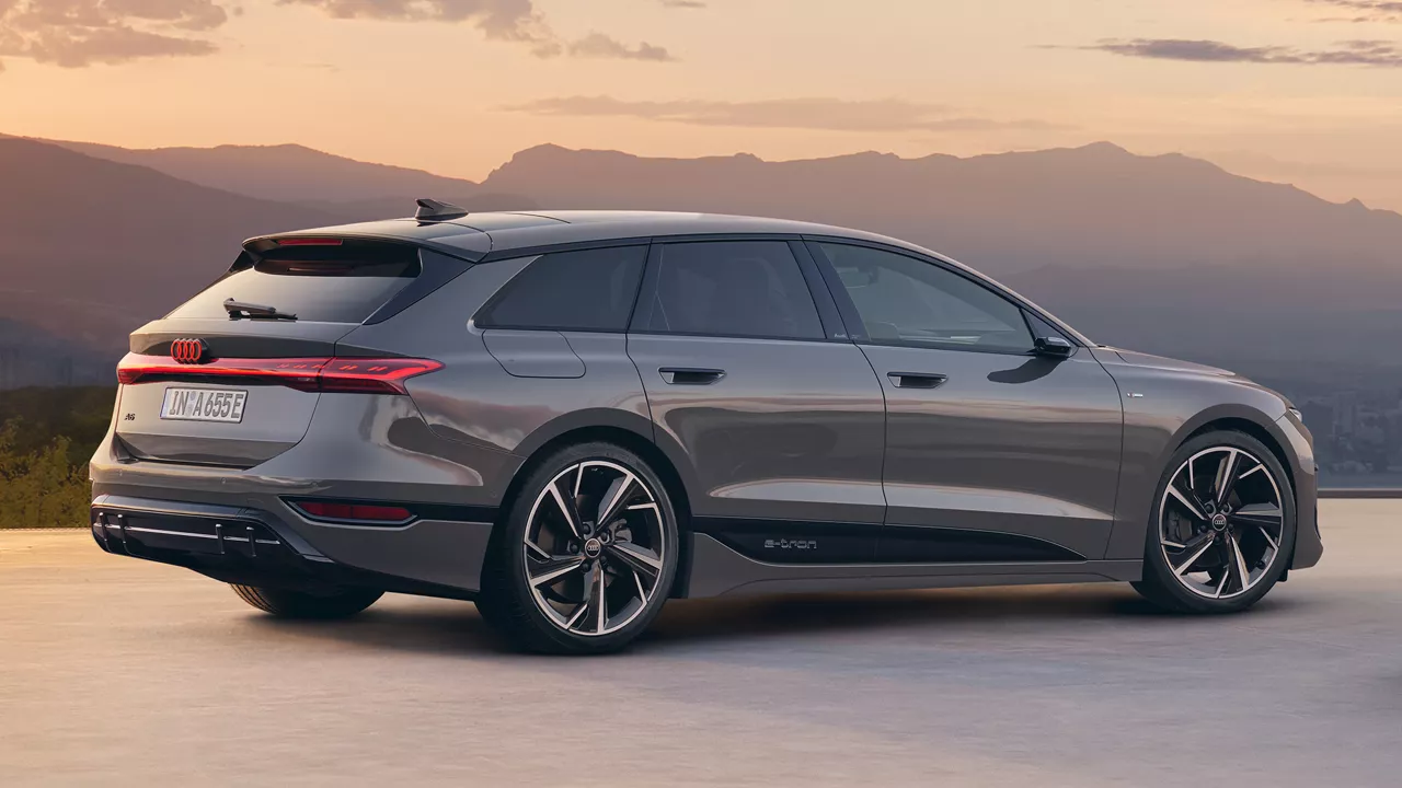 Seitenansicht Audi A6 Avant e-tron