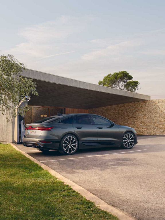 Audi A6 Sportback e-tron sideview