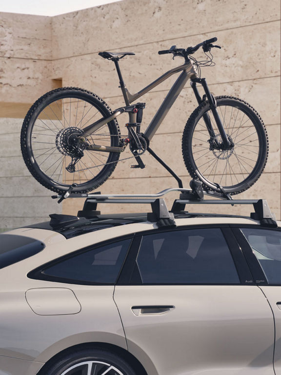 Audi A6 Sportback e-tron roof with bike
