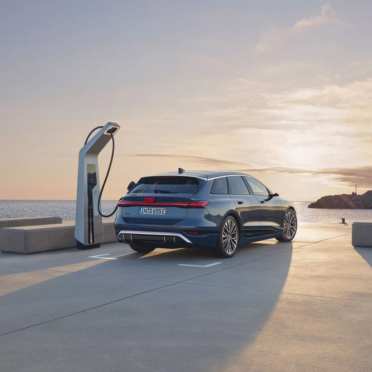 S6 Avant e-tron