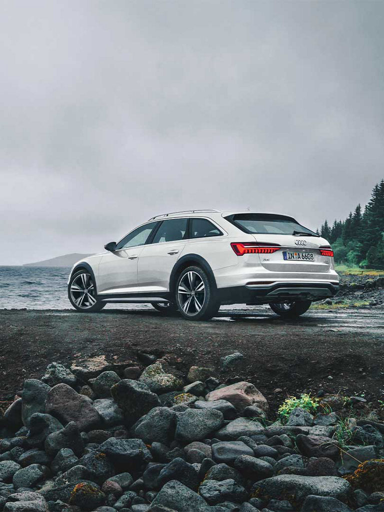 Seitliche Rückansicht Audi A6 allroad quattro