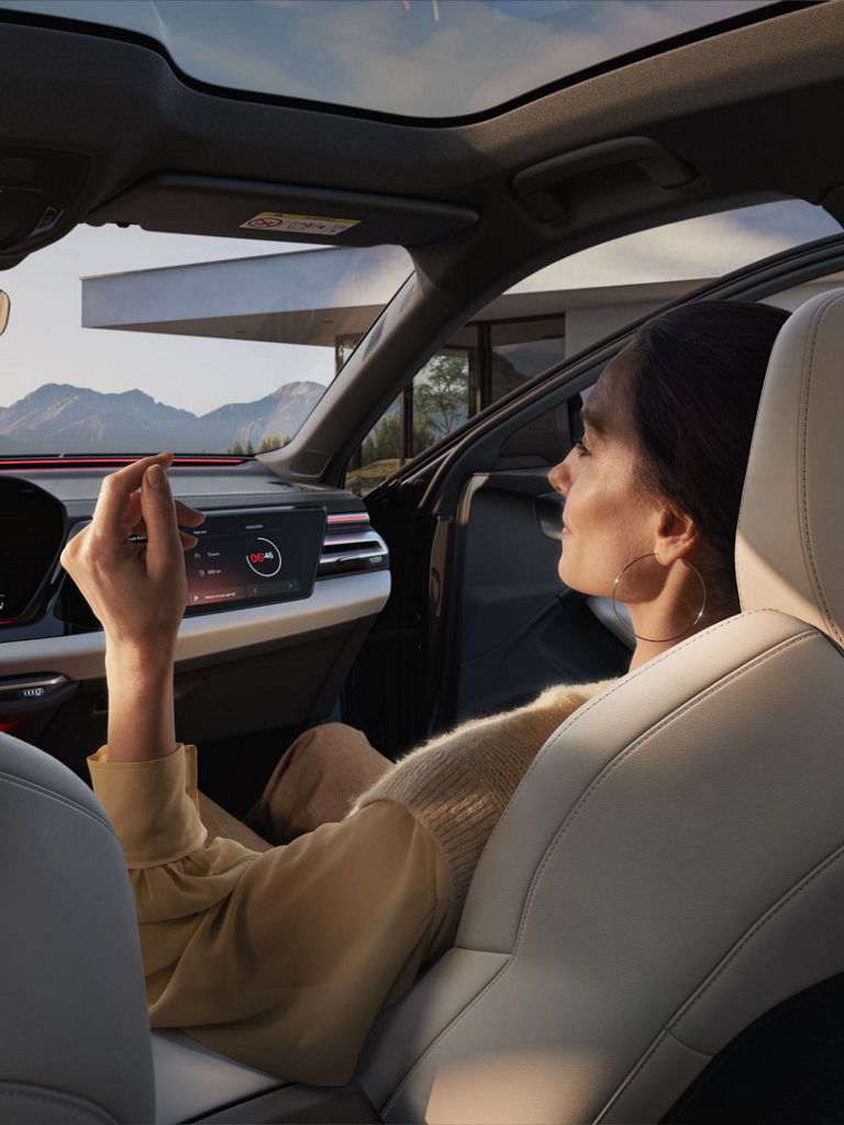 Audi A6 Avant interior seats with woman 