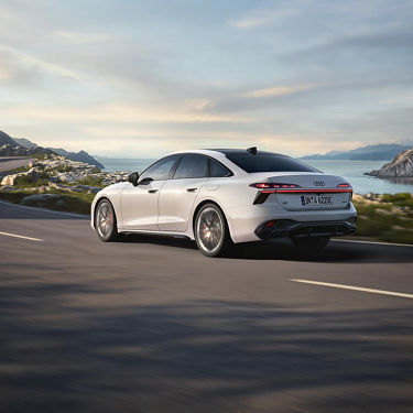  Audi A6 Sedan e-hybrid dynamic rear-wheel drive