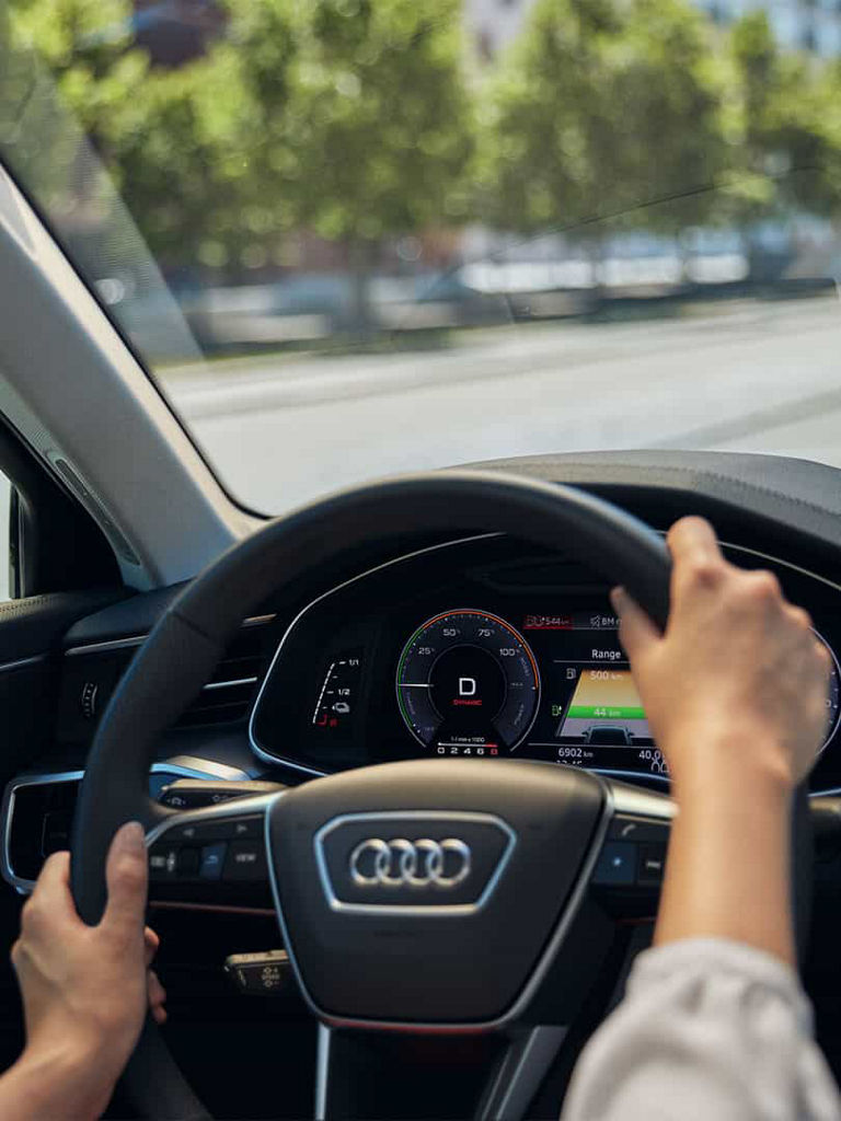 Cockpit Audi A6 Sedan TFSI e